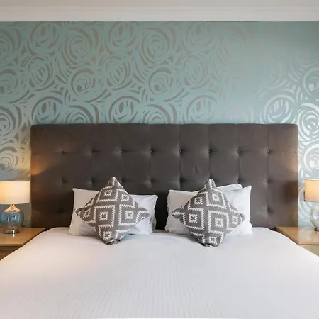 Greenbank Hotel 4*